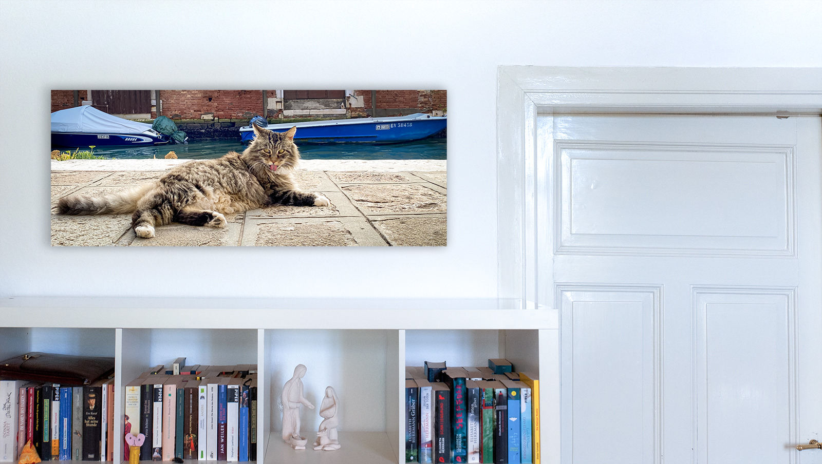 Bookshelf Cat Pano Wall Decor